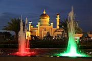 汶萊首都斯里巴卡旺市（Bandar Seri Begawan / BSB）的清真寺