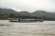 湄公河上的遊客快艇