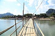 南松河上的竹橋